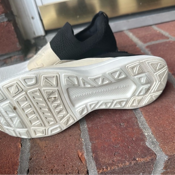 APL Techloom Bliss Sneakers - Picture 9 of 10